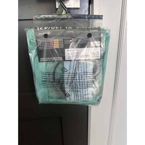 Doctor Halloween Costume for Adults, Mens Size xL, by Way to Celebrate - Picture 5 of 5